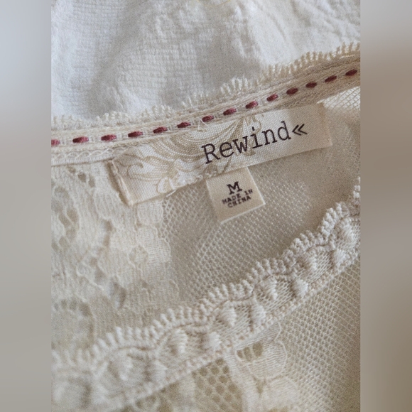 Lace top - Picture 3 of 5